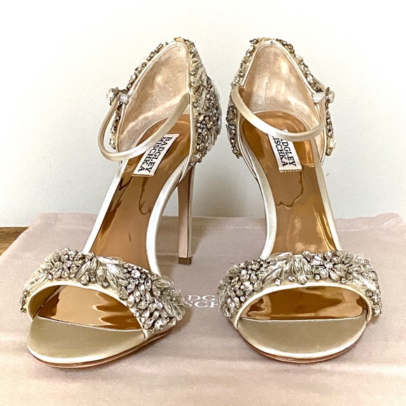 Badgley Mischka Satin Tampa Ivory Crystal Ankle Strap Stiletto Sandals N… - Picture 12 of 15